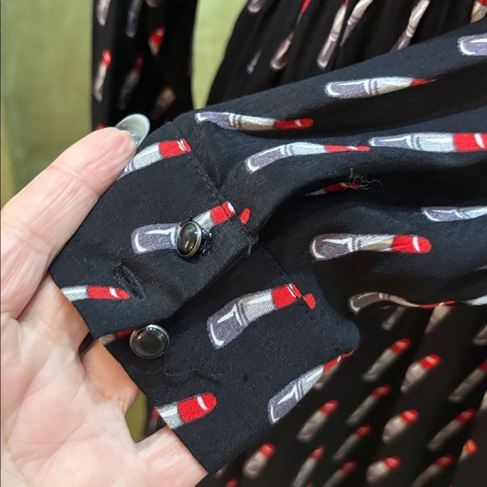 Forever 21 lipstick 💄 print Long Sleeve Dress, S - Picture 5 of 11